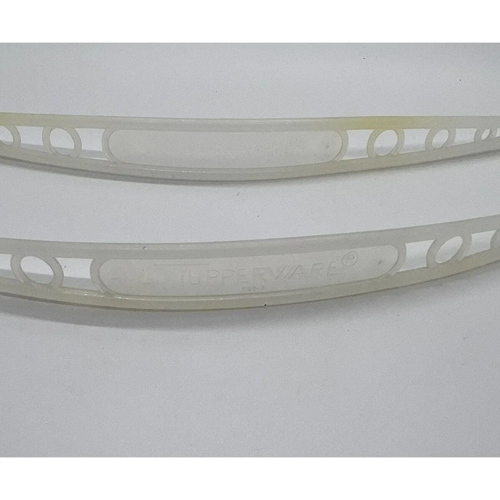 Vintage Tupperware 2 Qt Bev Cariolier Replacement Handles White 593‎